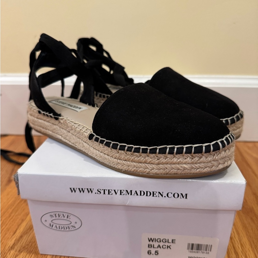 Steve Madden Black Espadrille Flats